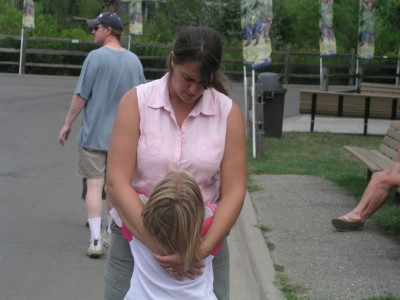 Erica and Taylor at Zoo